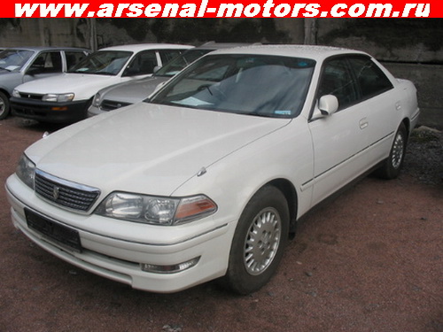 1999 Toyota Mark II Pictures