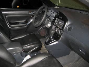 2003 Toyota Matrix Images