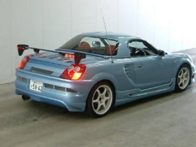 2002 Toyota Mr S Pictures