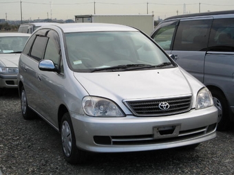 2002 Toyota Nadia