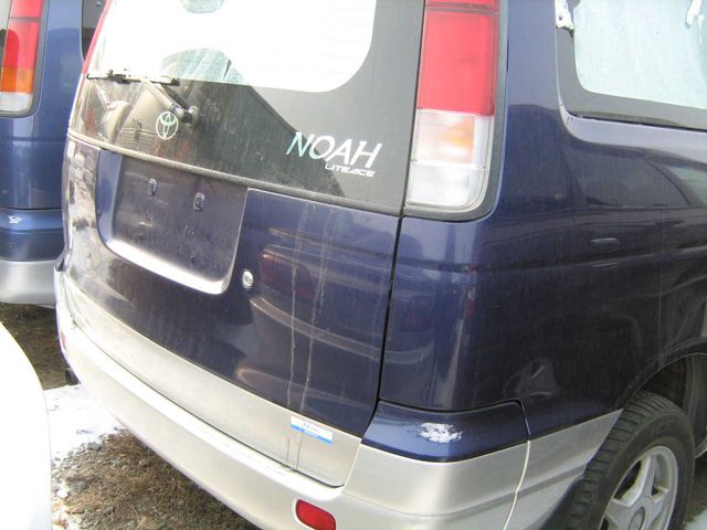 1999 Toyota Noah