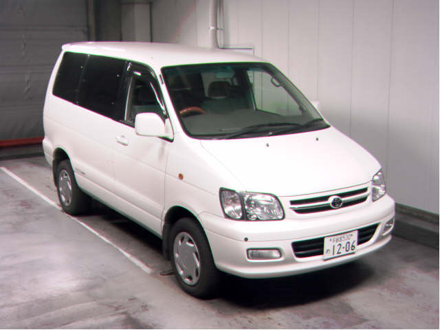 2001 Toyota Noah For Sale