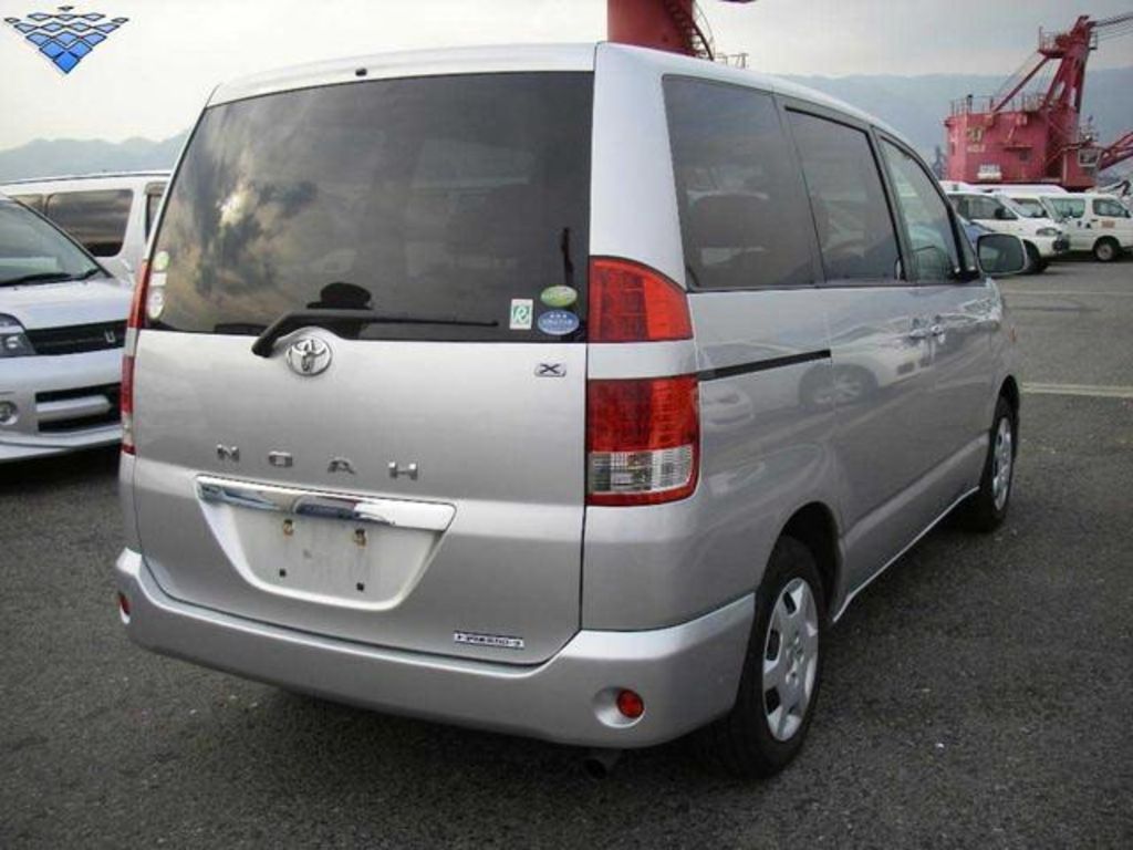 2005 toyota noah engine #3