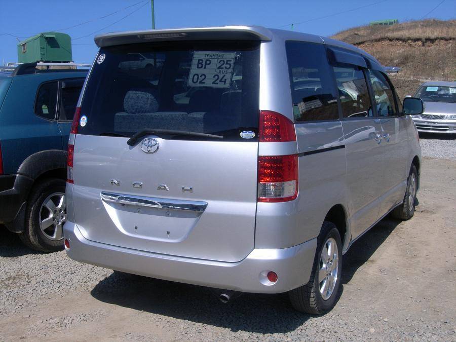 2005 toyota noah engine #7