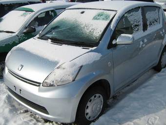 2005 Toyota Paseo Images