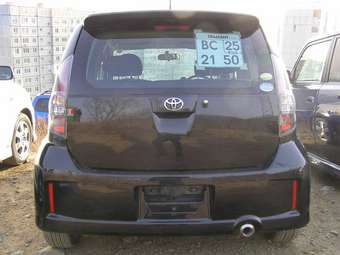 2005 Toyota Passo Images