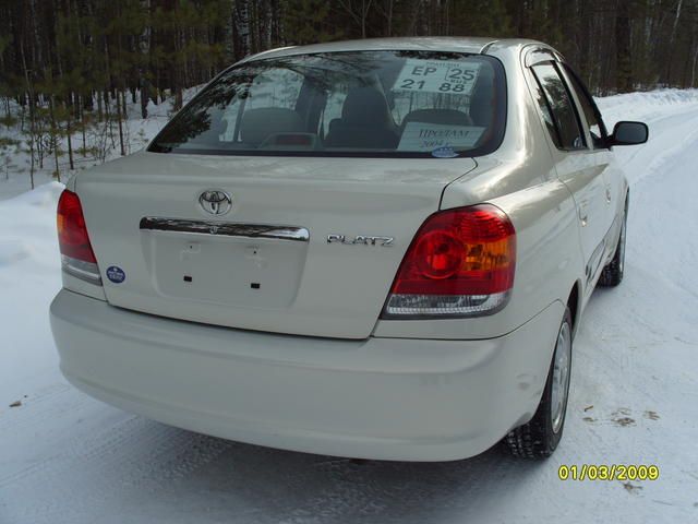 2004 Toyota Platz