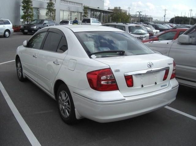 2005 Toyota Premio