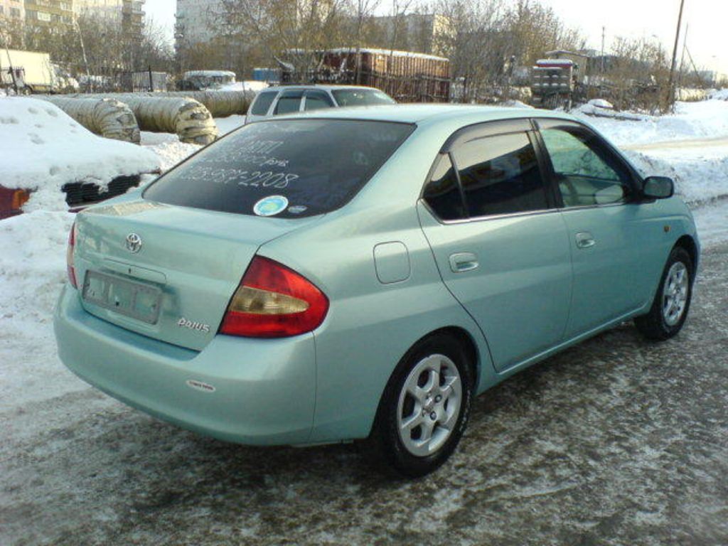 2000 Toyota Prius