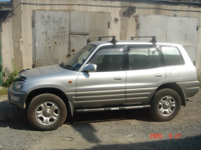 1998 Toyota RAV4