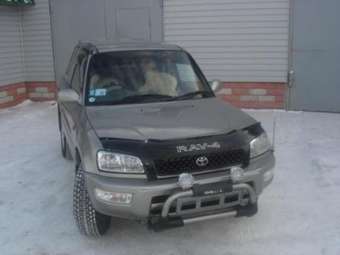 2000 Toyota RAV4