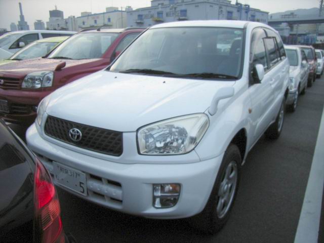 2001 Toyota RAV4 Pictures