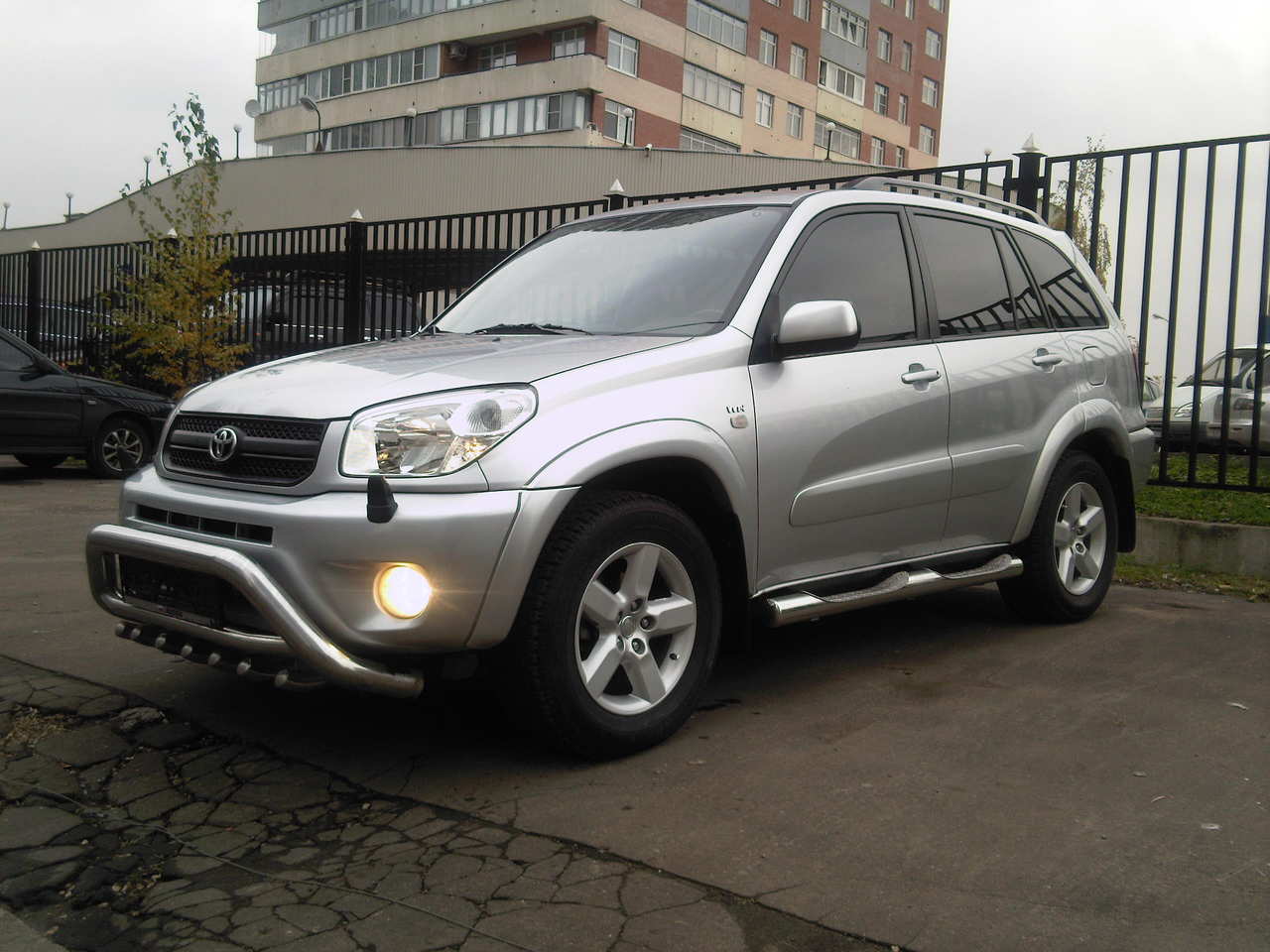 2004 Toyota rav4 l review