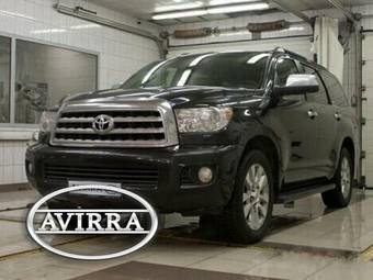 2012 Toyota Sequoia Pictures