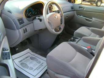 2007 Toyota Sienna Images