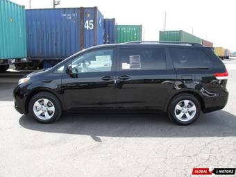 2012 Toyota Sienna Wallpapers