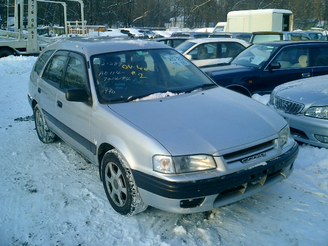 Toyota sprinter carib 2000
