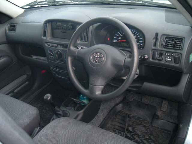 2002 Toyota Succeed Images