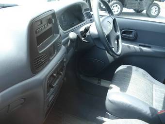 2003 Toyota Town Ace Pictures