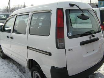 2004 Toyota Town Ace Images