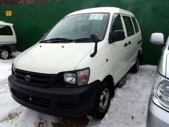 2005 Toyota Town Ace Pics