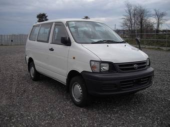 2007 Toyota Town Ace Van Images