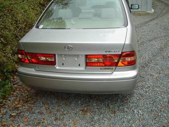 2002 Toyota Vista Pics