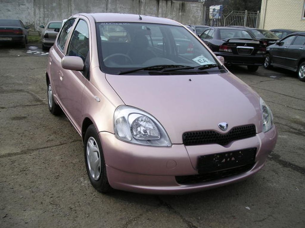 2000 Toyota Vitz