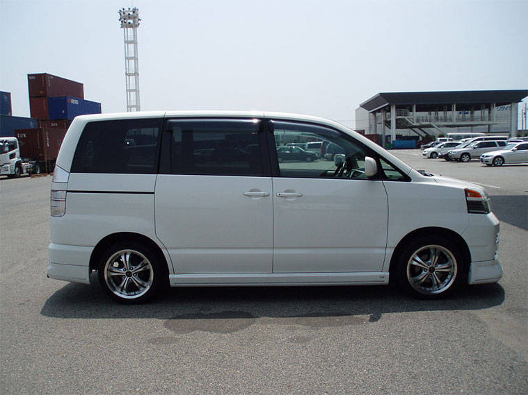 toyota voxy 2004 review #6 toyota voxy 2004 review #6