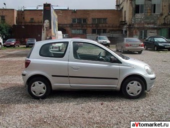 1999 Toyota Yaris Pictures