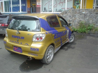 2000 Toyota Yaris