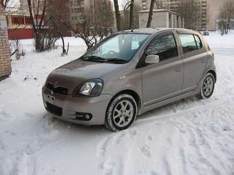 2001 Toyota Yaris Pictures