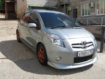 2005 Toyota Yaris Pictures