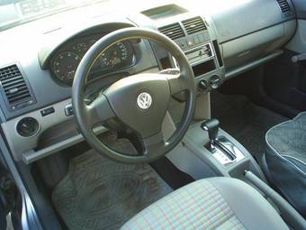 2006 Volkswagen Polo Photos