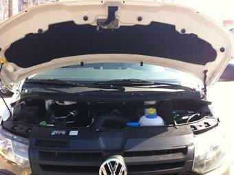 2010 Volkswagen Transporter Images