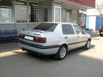 1992 Volkswagen Vento Photos