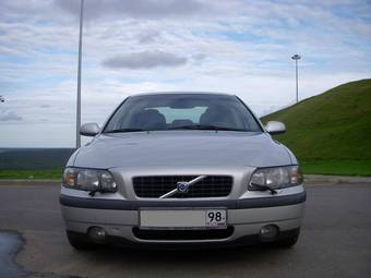 2002 Volvo S60 Photos