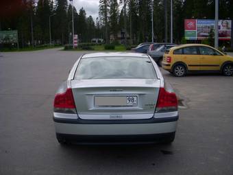 2002 Volvo S60 Pictures