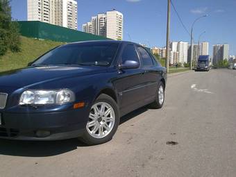 2002 Volvo S80 Pictures