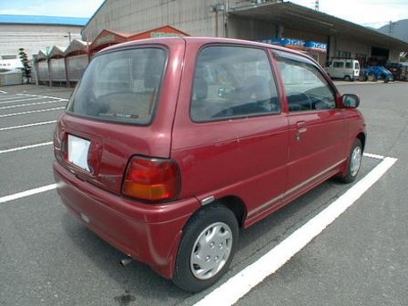 1997 Daihatsu Mira Moderno