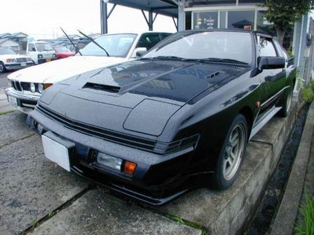 [Image: pic_mitsubishi_starion_14040.jpg]