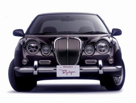 Mitsuoka Viewt F3q