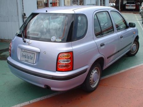 2000 Nissan march box #9