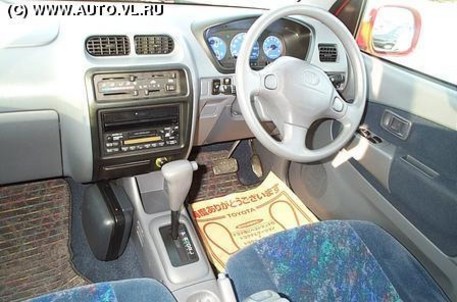2002 Toyota Cami
