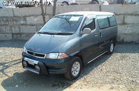 1999 Toyota Granvia