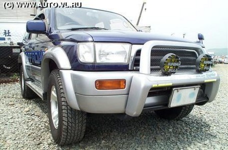 2000 Toyota Hilux Surf Picture