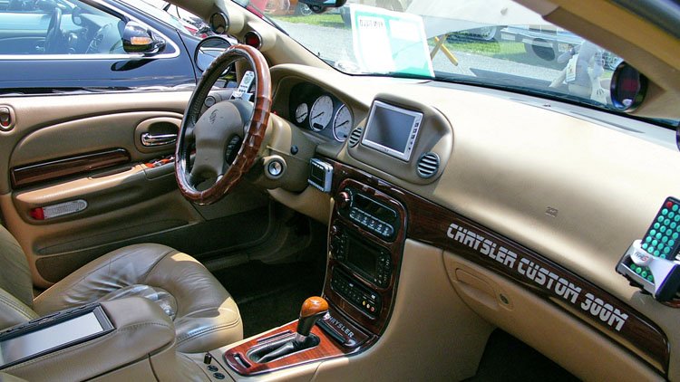 2000 Chrysler 300m review #2