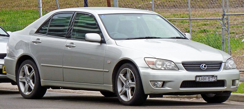 Difference between lexus 200 toyota altezza