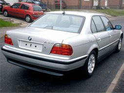 BMW 750il