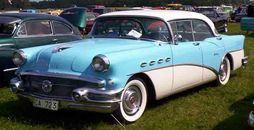 Buick Century 4-Dorrars Sedan 1956